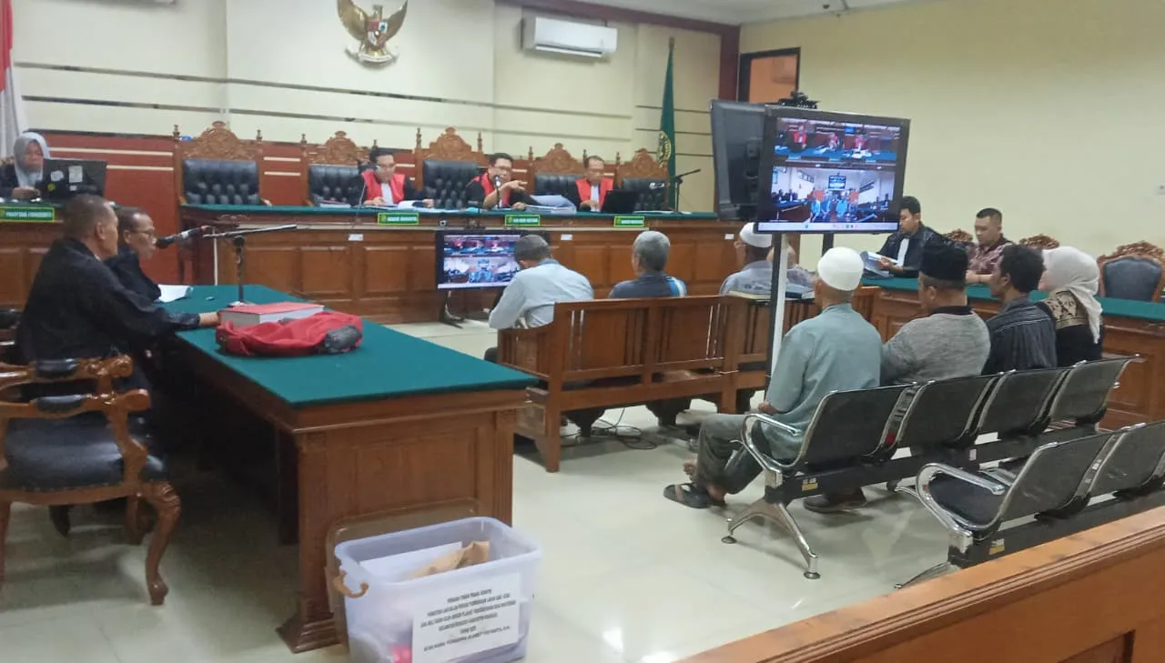 Suasana sidang kasus Tipikor di pengadilan