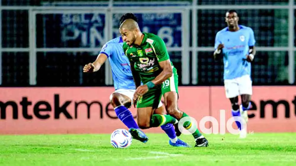 Persebaya vs PSS Sleman