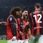 Pemain AC Milan merayakan kemenangan 3-2 atas Atalanta pada pertandingan Serie A di Stadion San Siro.
