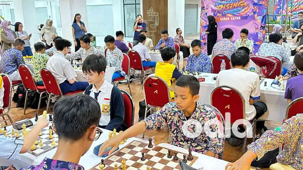 Juara Surabaya Rising Champion 2026