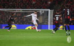 Pemain AC Milan menghadapi Bournemouth pada laga Liga Europa di Vitality Stadium