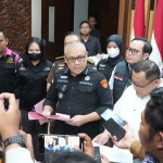 Keterangan pers Kejati Jatim terkait perkara dugaan pungli perizinan Dinas ESDM Jawa Timur