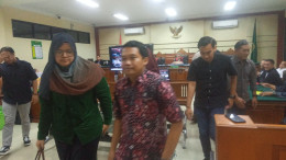 Sidang lanjutan perkara pungli perizinan ESDM Jatim di Pengadilan Tipikor Surabaya, dengan 10 staf bidang pertambangan diperiksa sebagai saksi.