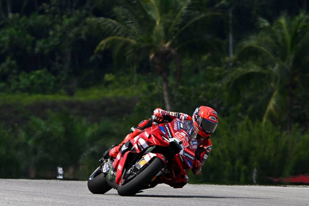 Marc Marquez memacu Ducati di Sirkuit Sepang
