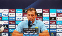 Pelatih Persib Igor Tolic pada konferensi pers jelang laga melawan Melbourne Victory