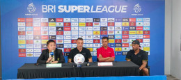 Jumpa pers pascalaga Derbi Suramadu Persebaya vs Madura United